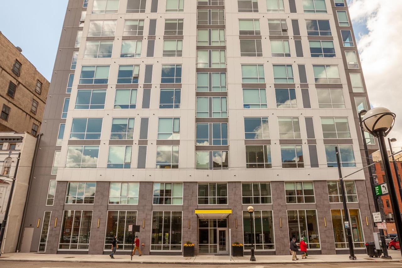 Frontdesk I The Blonde Apts Downtown Cincinnati Esterno foto